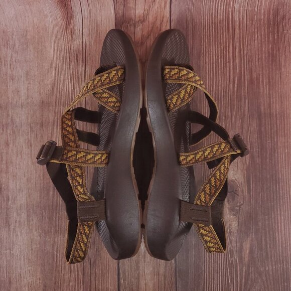 Chaco Z/2 Mens Size 12 Classic Geometric Pattern Pattern Brown Tan Sandals Beach - Picture 8 of 14